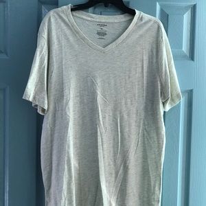 New Arizona Jean Co Off White V-Neck T-Shirt